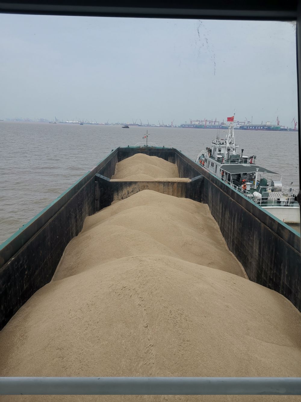 海砂一批，重量约7853吨